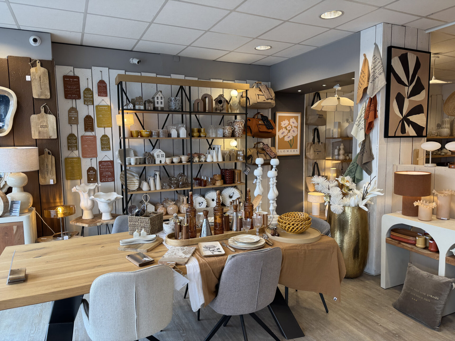 Decoration meuble textile luminaire Landerneau Finistere 5 - Accueil - Quimper Brest Décoration meuble textile luminaire Landerneau Finistère (5)